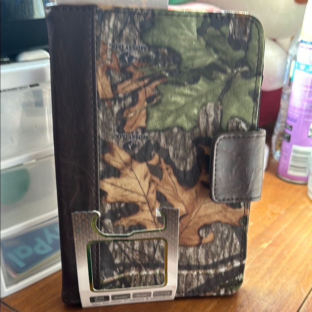 Mossy Oak Camouflage Leaf IPad Mini, Kindle, Nook or Samsung Galaxy Tab Case